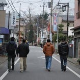 これから諏訪神社へ