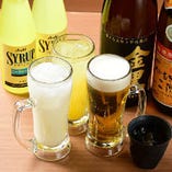 ビール、ハイボール、焼酎、ソフトドリンクが楽しめる「スタンダード飲み放題」をご用意しております。