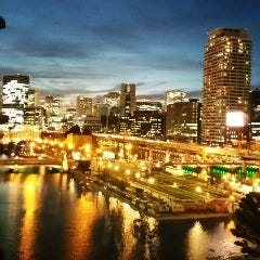 夜景ダイニングバー Riverside bar Condo 北浜 