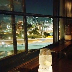 夜景ダイニングバー Riverside bar Condo 北浜
