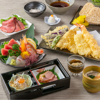 屋形船 池上_貸切屋形船【幟(NOBORI)】隅田川お花見遊覧 平日15名様〜