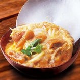 【定番人気】
茨城県産　奥久慈卵の親子丼
