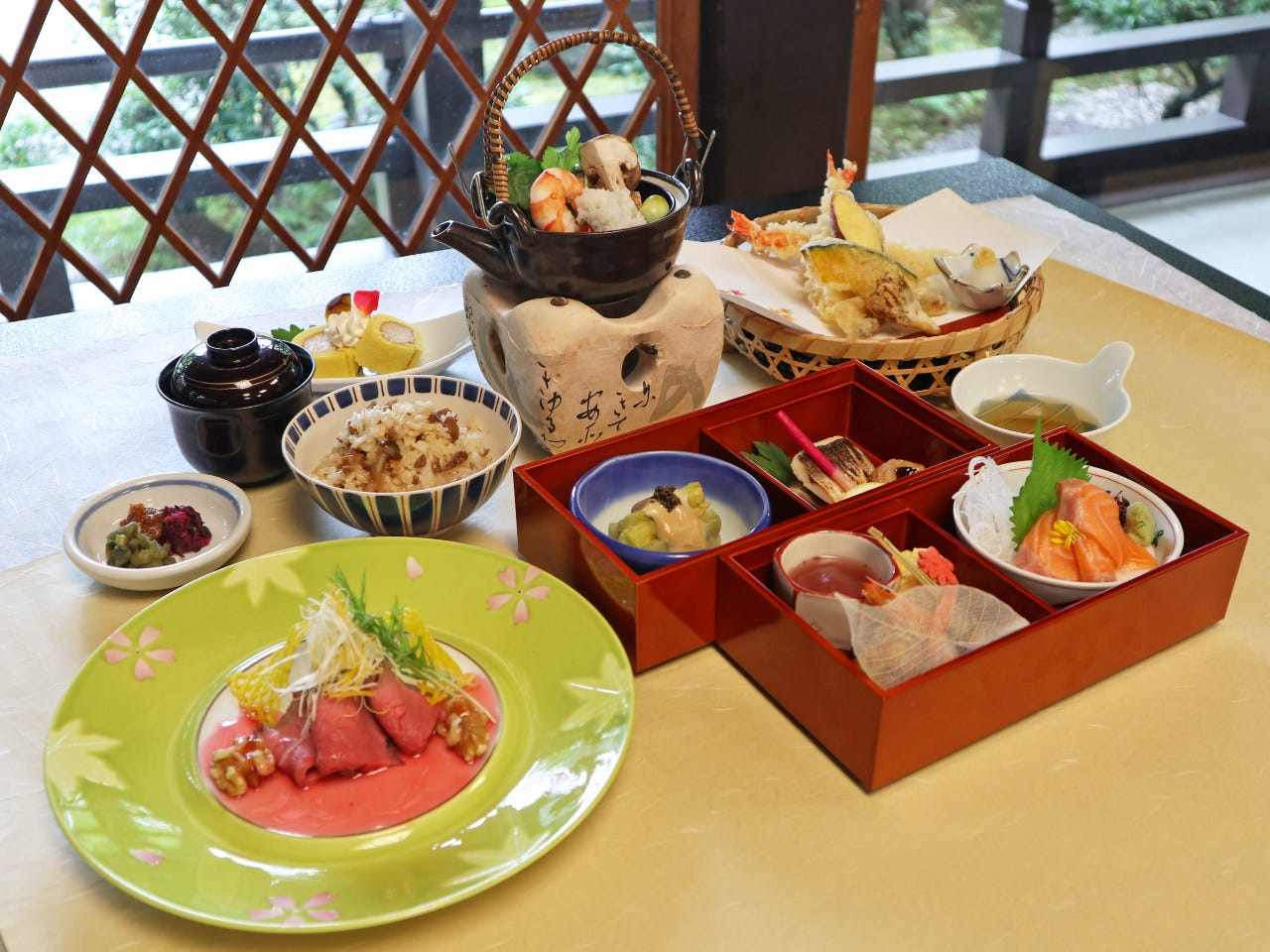 公立学校共済組合嵐山保養所 花のいえ 嵐山 会席料理 ぐるなび