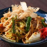 太麺の特製ソース焼きそば