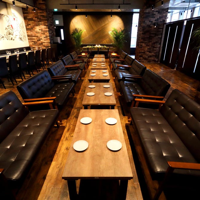 30種のセルフワイン飲み放題 肉酒場 Gift 千葉駅前店 千葉駅 蘇我 居酒屋 ぐるなび