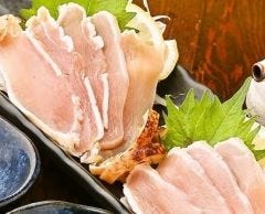 薩摩鶏の胸肉のとりわさ