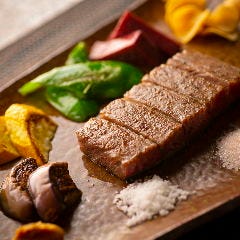 神戸牛 ステーキ Ishida 本店 ランチ限定 黒毛和牛を季節の食材で味わう 石田屋厳選牛 兵庫県産 A5和牛ステーキコース こちら秘書室