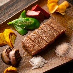 神戸牛 ステーキ Ishida． 本店_カラフルな彩り！SNS映え抜群のオリジナルプレート