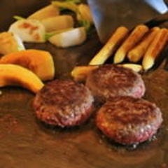 ドリンク原価提供居酒屋 Aji菜（アジサイ）浜松_牛100%ハンバーグ