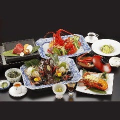 伊勢海老＆国産牛を堪能【喝采（かっさい）】伊勢海老の活造り・焼物・牛フィレ石板焼きを含む全12品｜宴会