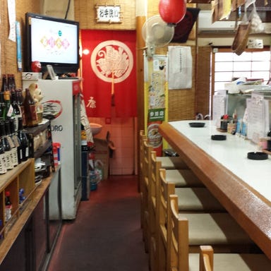 静岡の地酒と鮮魚 居酒屋 康 草薙 店内の画像
