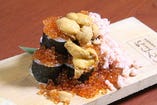 【メディア出演！】
北海こぼれ寿司！贅沢な逸品！！
