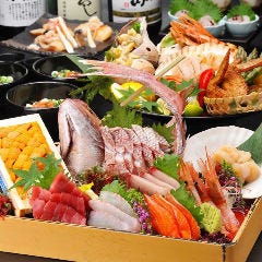 人気の一品メニューが集合！飲み放題付宴会コースは5,000円～！