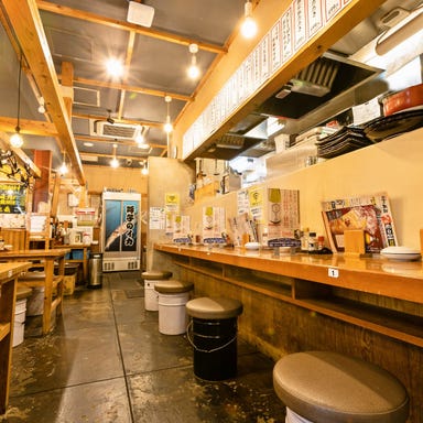 肉豆冨とレモンサワー さかな食堂 安べゑ 佐世保山県町店 店内の画像