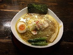 近江塩鶏麺