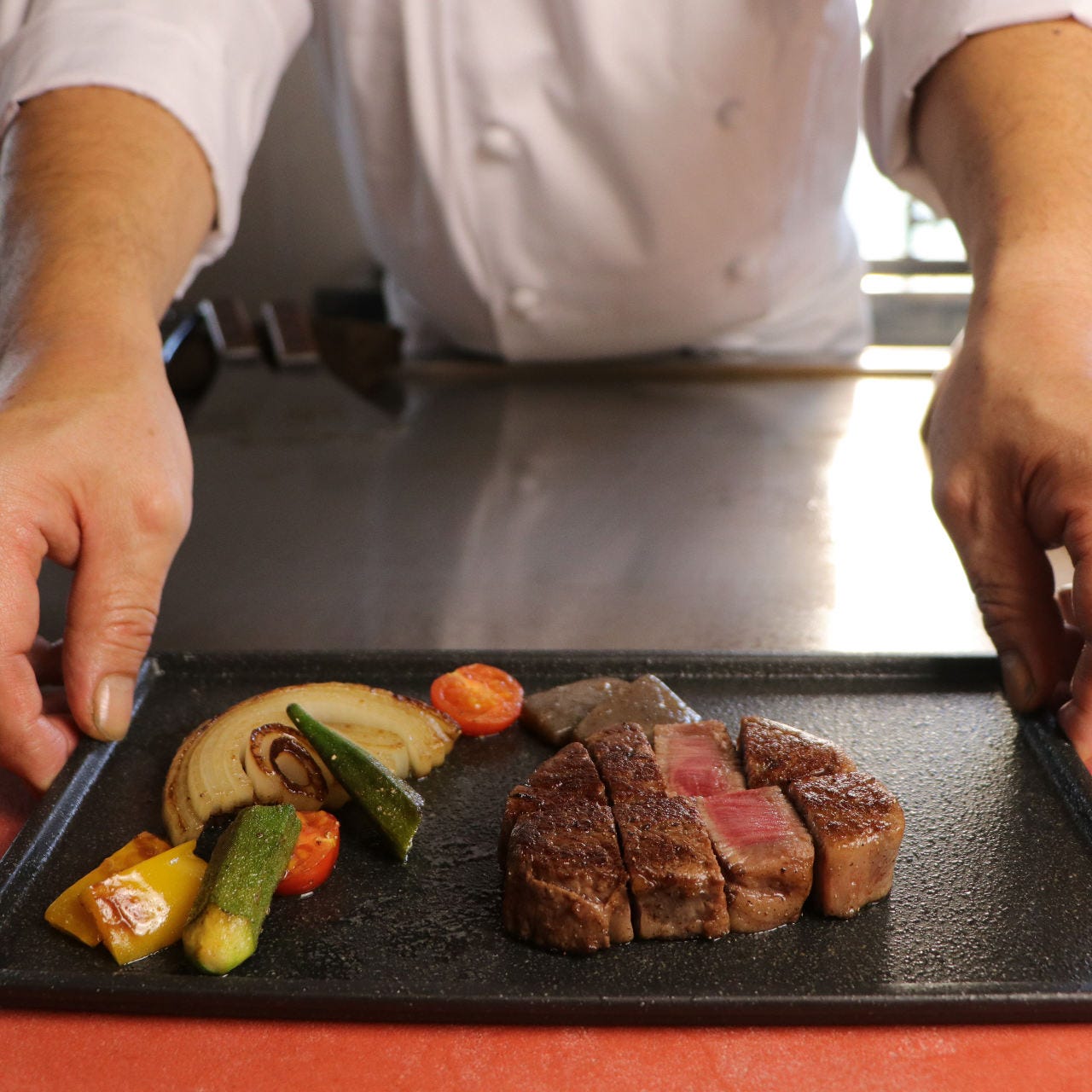 宫崎尾崎牛和食铁板烧き吟梅田ヒルトンプラザウエスト照片 梅田 大阪站 割烹 传统的高级日本料理 Gurunavi 日本美食餐厅指南