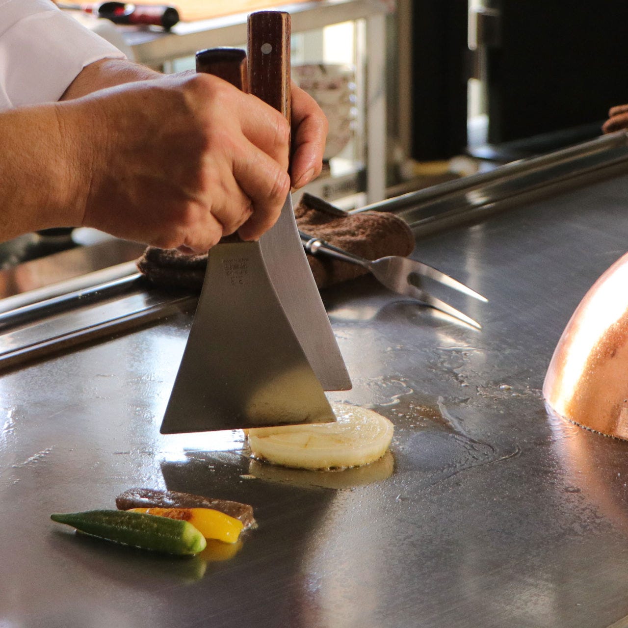 宫崎尾崎牛和食铁板烧き吟梅田ヒルトンプラザウエスト照片 梅田 大阪站 割烹 传统的高级日本料理 Gurunavi 日本美食餐厅指南