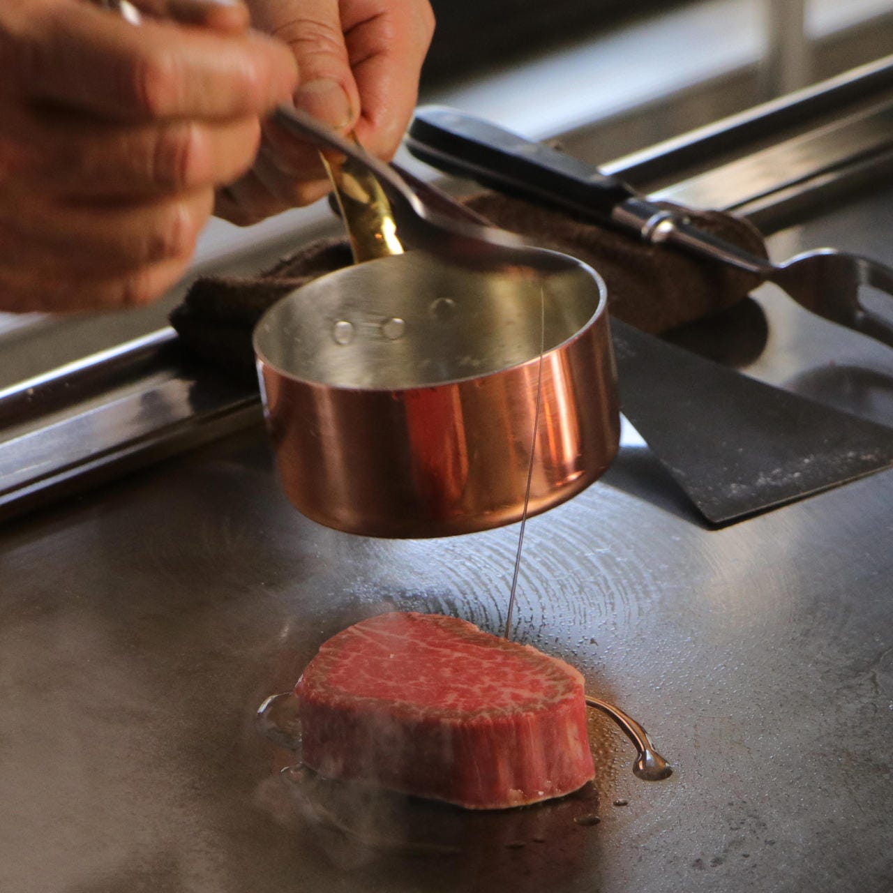宫崎尾崎牛和食铁板烧き吟梅田ヒルトンプラザウエスト照片 梅田 大阪站 割烹 传统的高级日本料理 Gurunavi 日本美食餐厅指南