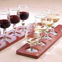 銀座ワイン食堂 パパミラノ サピアタワー店_「飲み比べワイン」グラスワイン８種からお好きな４種で飲み比べ