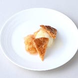 今月はアップルフェア。りんごを使ったお料理を楽しんで下さい。