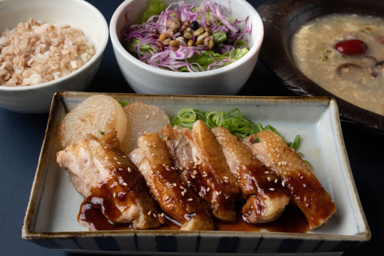 ランチネット予約 平日限定 純鶏 名古屋コーチン もも肉 鉄板焼セットの詳細 鉄板焼 お好み焼 かしわ 名古屋jrゲートタワー店 名駅 鳥料理 鶏料理 ぐるなび