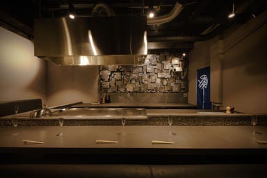 札幌鉄板焼き 漆‐urushi‐  店内の画像