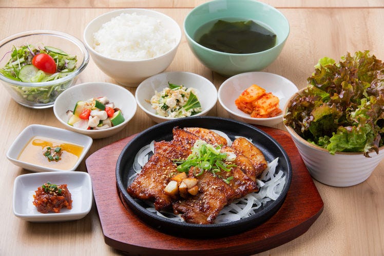 22年 最新グルメ 本場韓国 天神 サムギョプサル 女子会 Korean Restaurant 210 大名 レストラン カフェ 居酒屋のネット予約 福岡版
