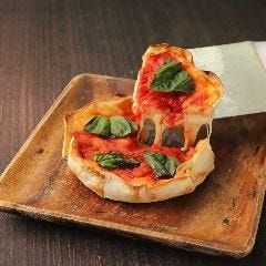 独自製法で仕上げた当店自慢のシカゴピザ！