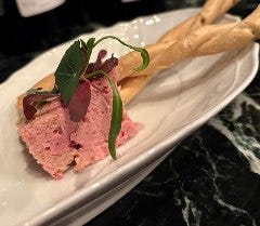 立食のビュッフェの料理の一例