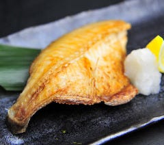 ふっくらした身の「つぼ鯛」 一夜干し炭火焼き