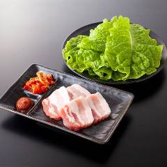 焼肉ダイニング 王道premium なんば店 ランチメニュー ぐるなび