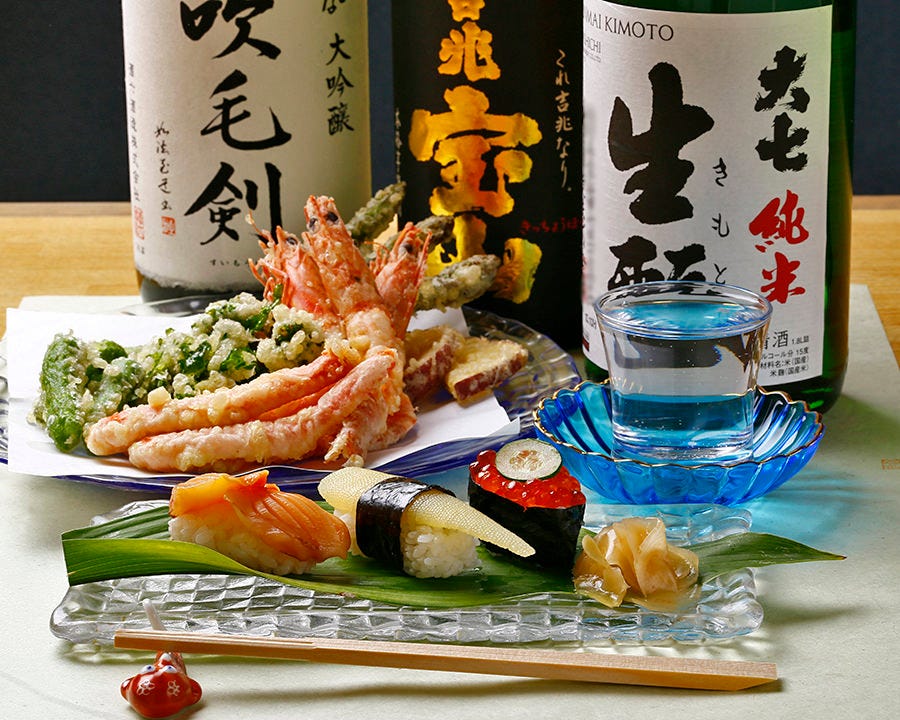 すし処 錦_様々な魚介の味わいに合わせて楽しめる日本酒を、豊富にご用意。