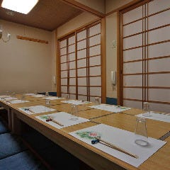 すし処 錦_最大18名様でのご宴会も可能！＜2階 掘りごたつ個室＞