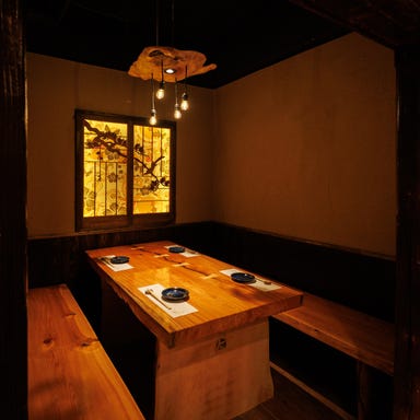 炉端と原始焼きと地酒に合う創作の肴 「炉端 炎-en-」 横浜店_【2~4名様向け完全個室】