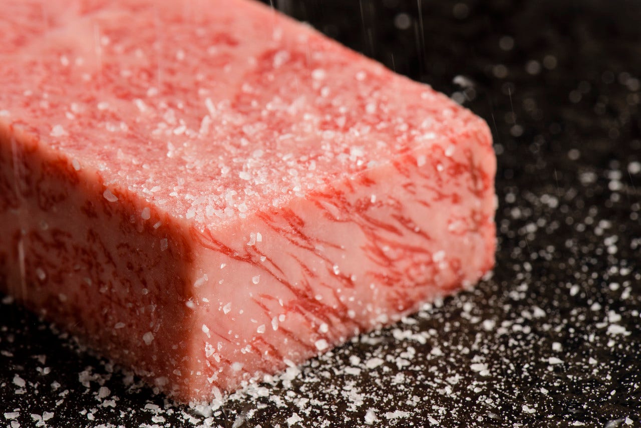 A５黒毛和牛霜降肉と赤身肉のステーキコースの詳細 銀座のステーキ 銀座中央店 銀座 ステーキ ぐるなび