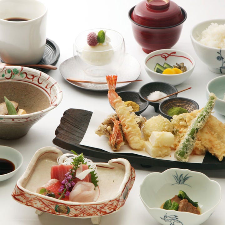 前日迄の要予約！贅沢にアツアツの揚げたて天ぷらを味わうコース