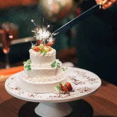特製3段ウェディングケーキ付き特別プランもございます！