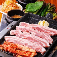 焼肉サムギョプサル居酒屋 会林 田町店