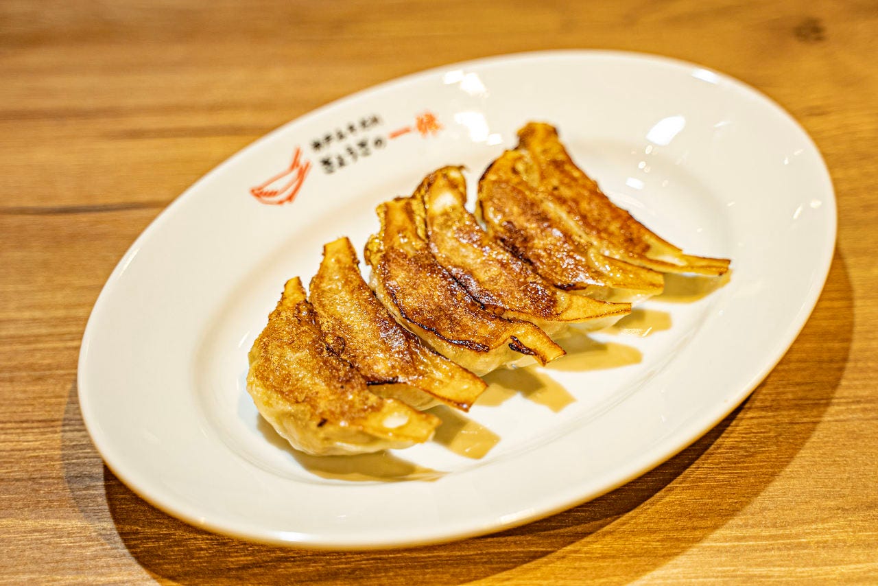 ぎょうざ ぎょうざの一休神戸モザイク店 メニュー：ぎょうざ - 楽天ぐるなび