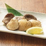 焼きあわび茸／和歌山産の黒あわび茸は、アワビのような食感と強い旨味が絶品！