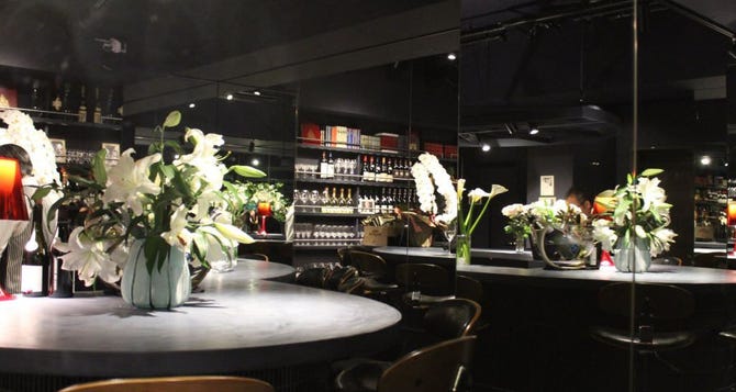 Francis Champagne Wine Bar フランシスシャンパンアンドワインバー 表参道 青山 バー ぐるなび