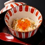 四季折々の厳選した高級食材を使用した江戸前寿司