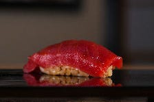 最高級食材を使用した本格江戸前寿司