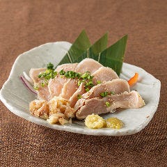 完全個室 地鶏焼き鳥と築地海鮮 創作居酒屋 よりみち 新橋店_鶏たたき刺し