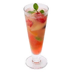 渋谷西村フルーツパーラー 町田店_フルーツスカッシュ