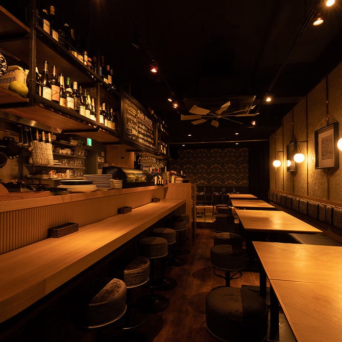 港町スペインバル Charlie 神戸元町 神戸元町 トアロード スペイン料理 ぐるなび