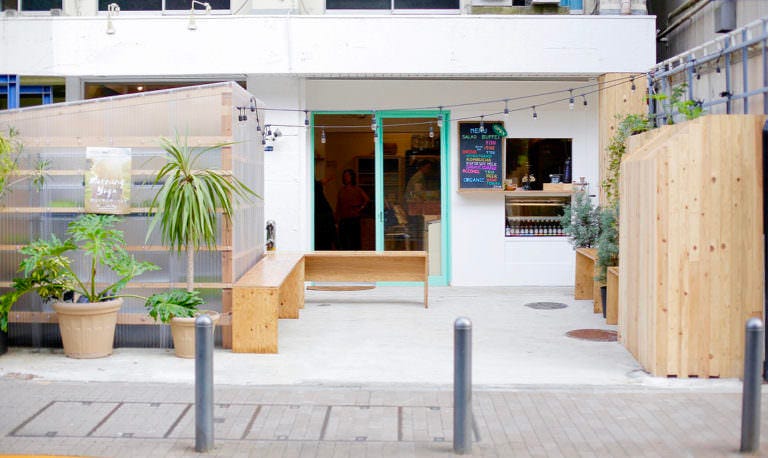 ．RAW（ドットロー）