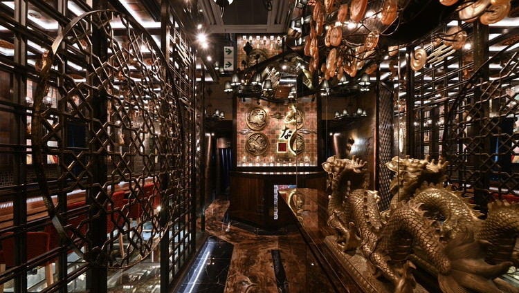 うな蔵 神龍 馬車道店 の店内