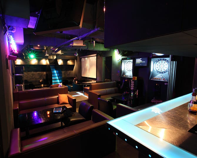 Bar Glamb バーグラム 新宿 宴会 カラオケ エンターテイメント ぐるなび