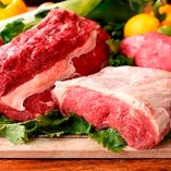 【お肉】
赤身と脂のバランスが良いウルグアイ産牛肉をぜひ
